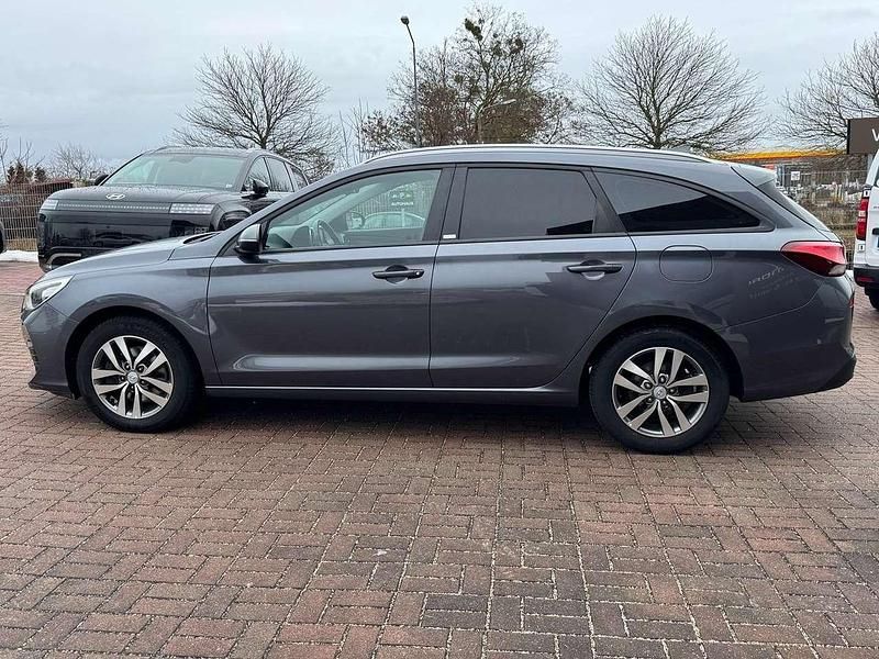 Gebraucht Hyundai i30 Trend 140 PS (102 kW) 2020 Micron grey Kombi