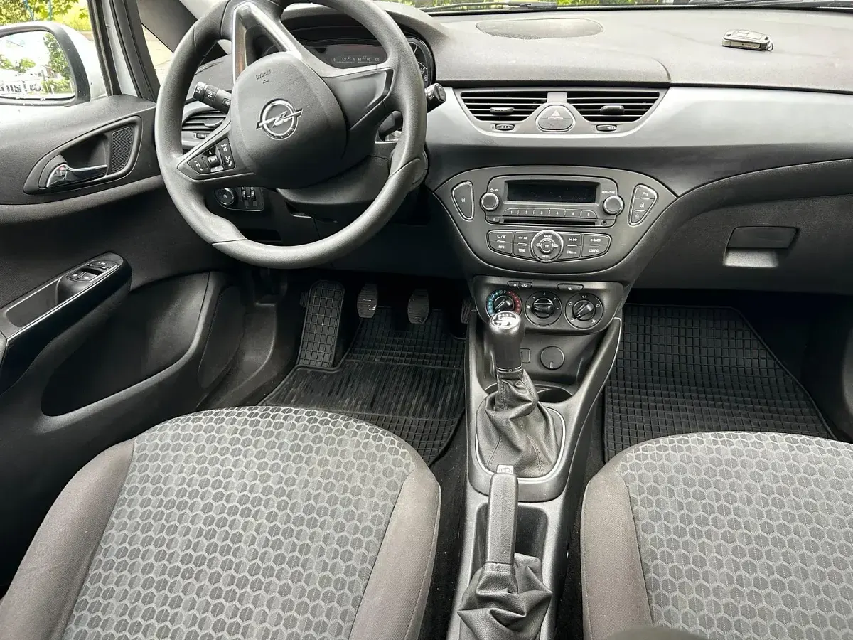 Gebraucht Opel Corsa 69 PS (50 kW) 2019 Weiß Kleinwagen
