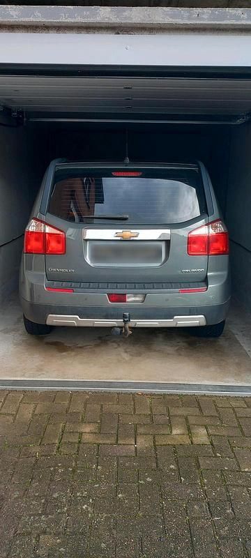 Gebraucht Chevrolet Orlando 136 PS (100 kW) 2011 Grau Van / Kleinbus