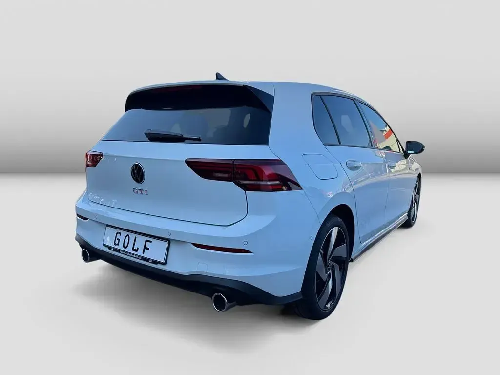 Gebraucht VW Golf VIII GTI 265 PS (194 kW) 2026 Pure white Limousine