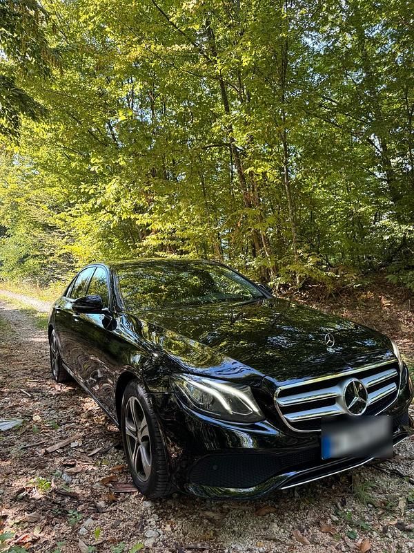 Gebraucht Mercedes E200 150 PS (110 kW) 2018 Schwarz Limousine