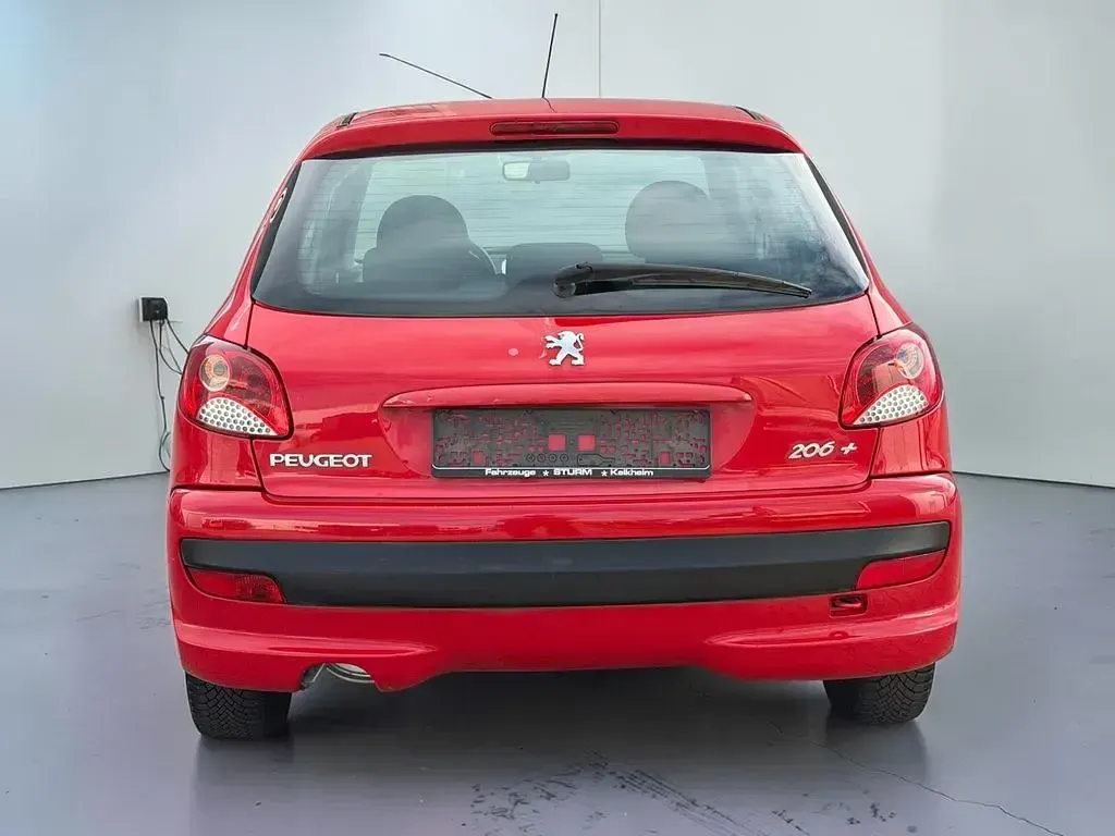 Gebraucht Peugeot 206+ Basis 60 PS (44 kW) 2009 Rot Kleinwagen