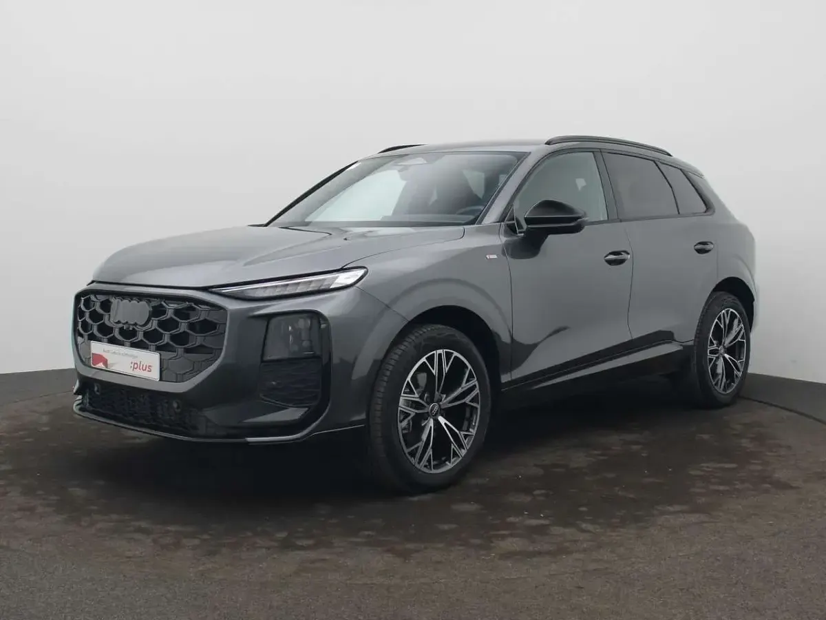 Gebraucht Audi Q3 S-Line 150 PS (110 kW) 2026 Daytonagrau perleffekt SUV