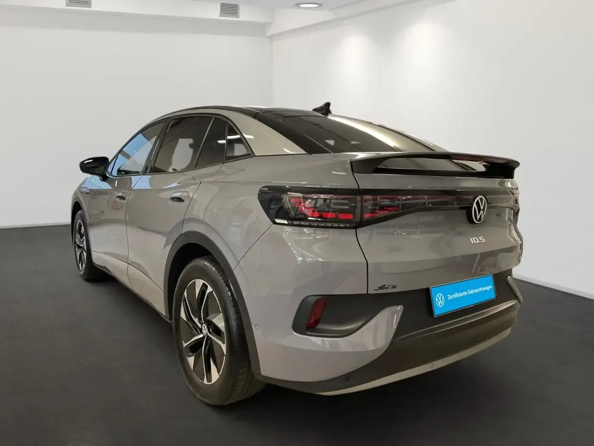 Gebraucht VW ID.5 Pro Performance 150 kW (204 PS) 2023 Grau SUV