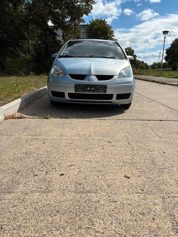 Blau Gebraucht 2006 Mitsubishi Colt Kleinwagen | 600 € (Superpreis) - Bild 1/4