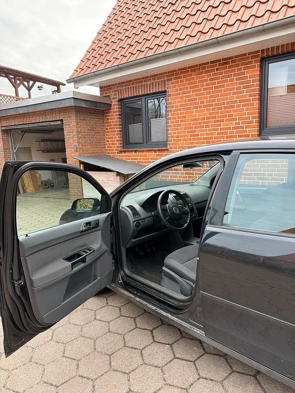 Gebraucht VW Polo 63 PS (46 kW) 2003 Schwarz Kleinwagen