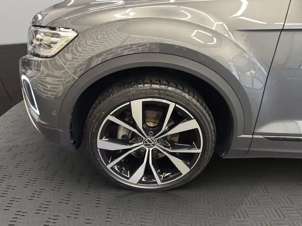 Gebraucht VW T-Roc Style 150 PS (110 kW) 2025 Grau SUV