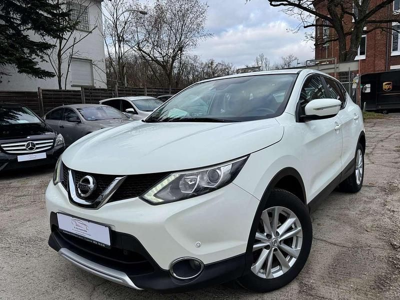 Weiß Gebraucht 2014 Nissan Qashqai Acenta SUV | 9.499 € (Fairer Preis) - Bild 1/4