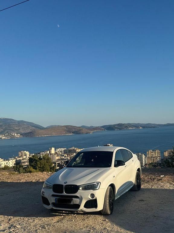 Weiß Gebraucht 2015 BMW X4 xLine SUV | 22.999 € (Etwas zu teuer) - Bild 1/4