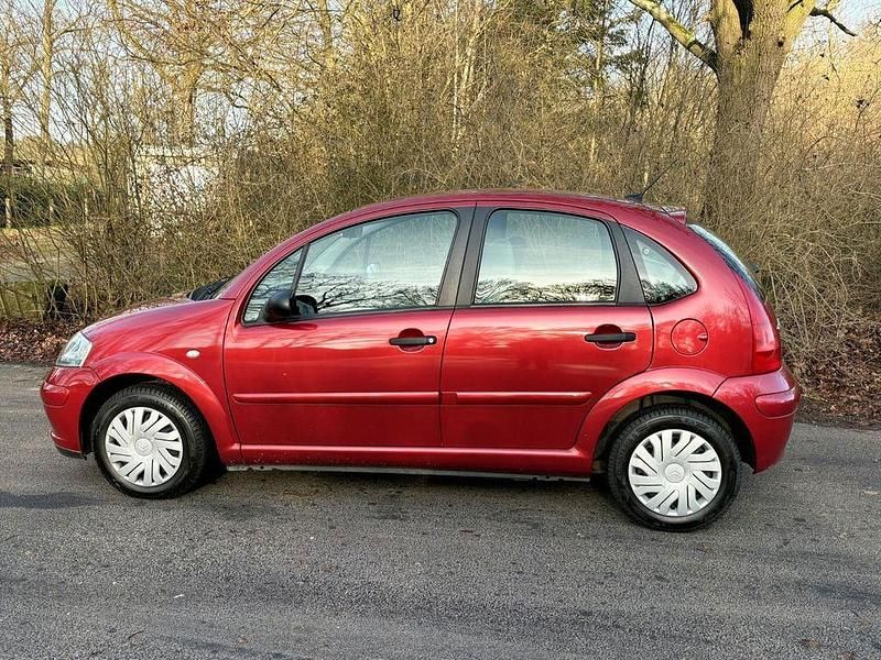 Gebraucht Citroën C3 60 PS (44 kW) 2004 Rot Limousine