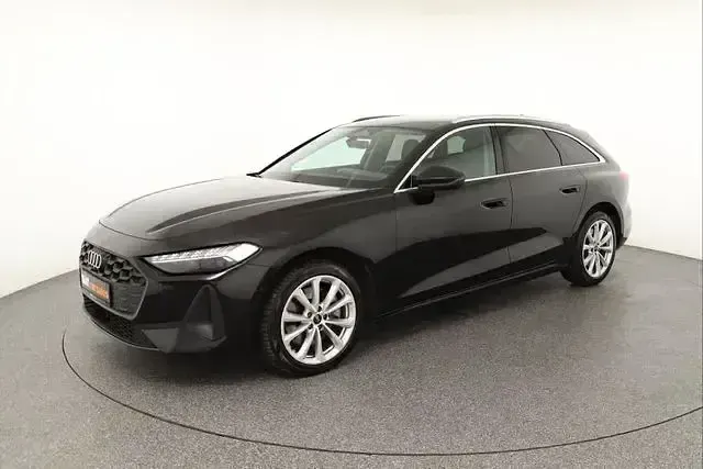 Gebraucht Audi A5 Sport 204 PS (150 kW) 2025 Schwarz Kombi