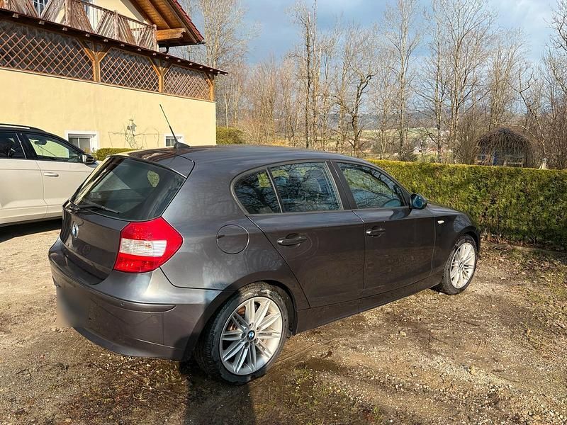 Gebraucht BMW 116 116 PS (85 kW) 2006 Grau Kleinwagen