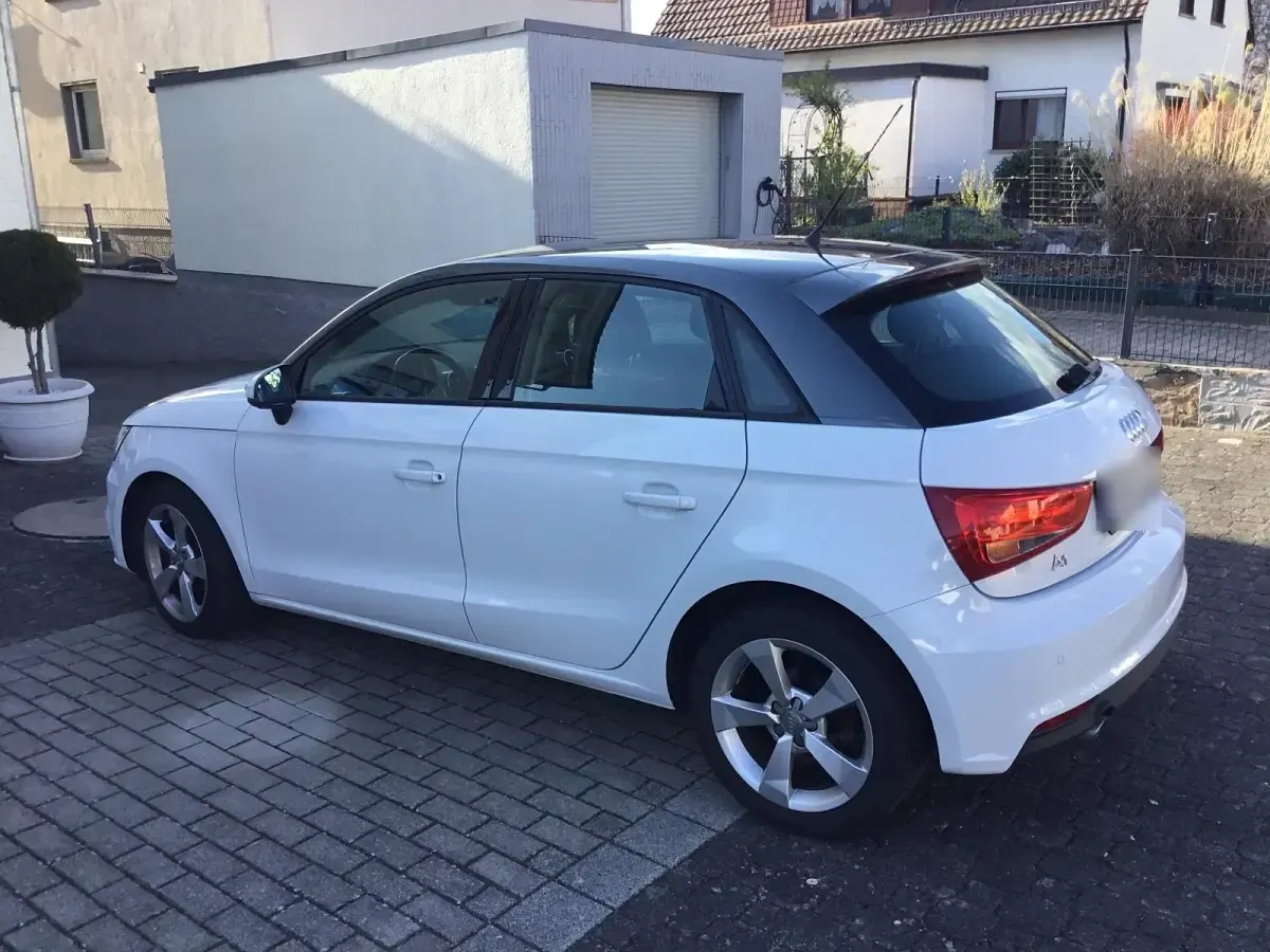 Second-hand Audi A3 96 CP (70 kW) 2018 Alb Berlinǎ