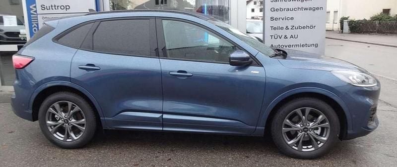 Gebraucht Ford Kuga ST-Line 190 PS (139 kW) 2024 Chromablau SUV