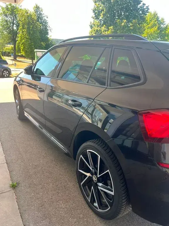 Gebraucht Skoda Kamiq Monte Carlo 110 PS (80 kW) 2022 Schwarz SUV