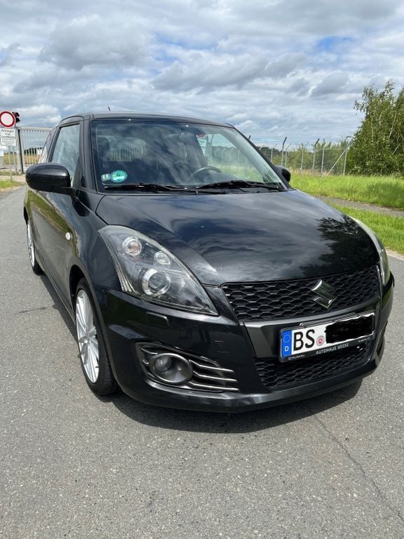 Schwarz Gebraucht 2013 Suzuki Swift Sport Kleinwagen | 8.790 € (Fairer Preis) - Bild 1/4