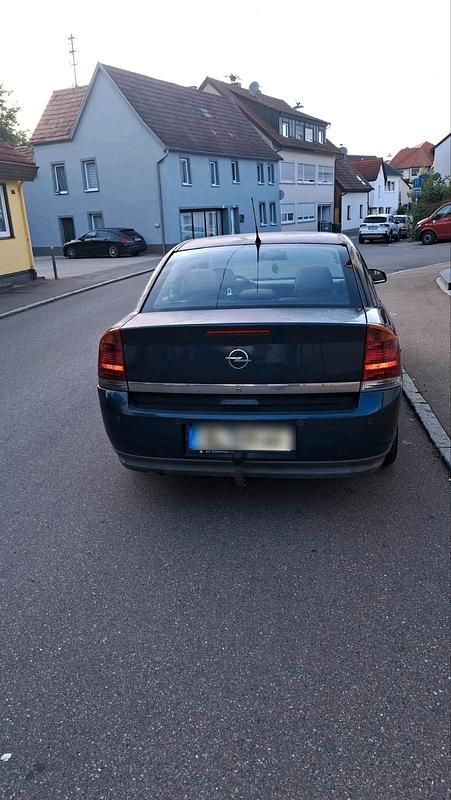 Blau Gebraucht 2003 Opel Vectra Limousine | 1.000 € - Bild 1/4