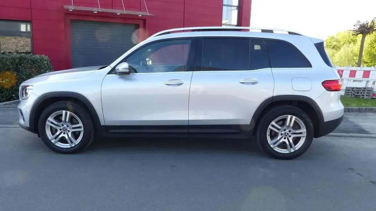 Gebraucht Mercedes GLB200 Style 150 PS (110 kW) 2020 Silber SUV