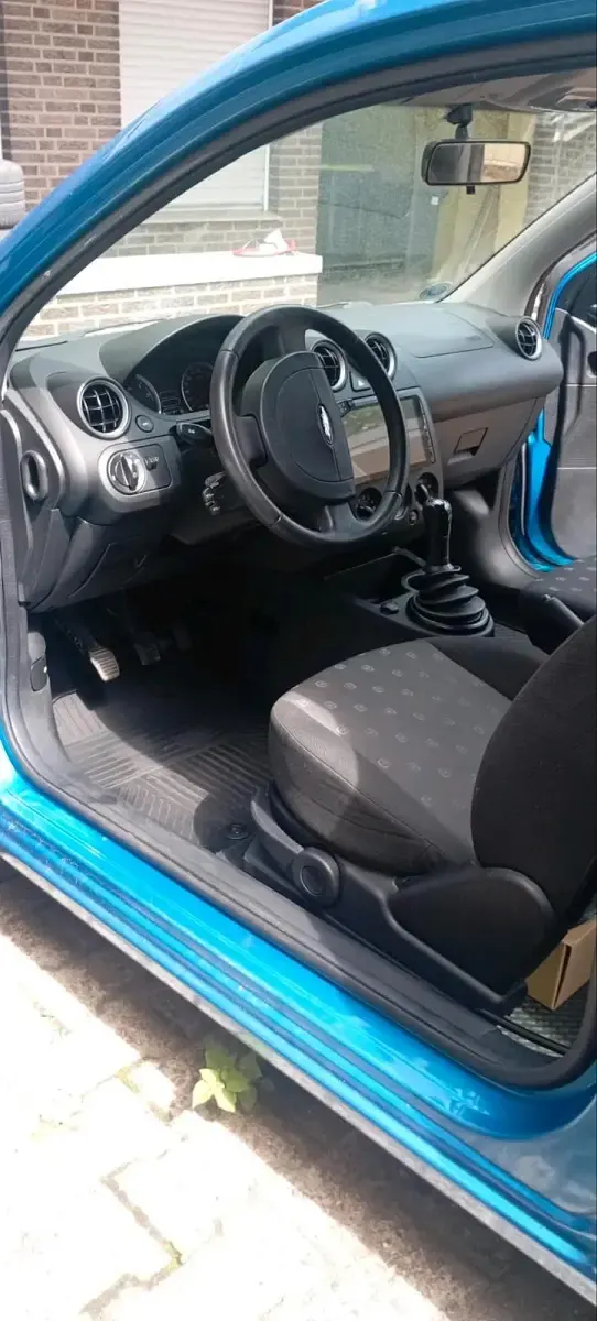 Gebraucht Ford Fiesta 80 PS (58 kW) 2004 Blau Kleinwagen