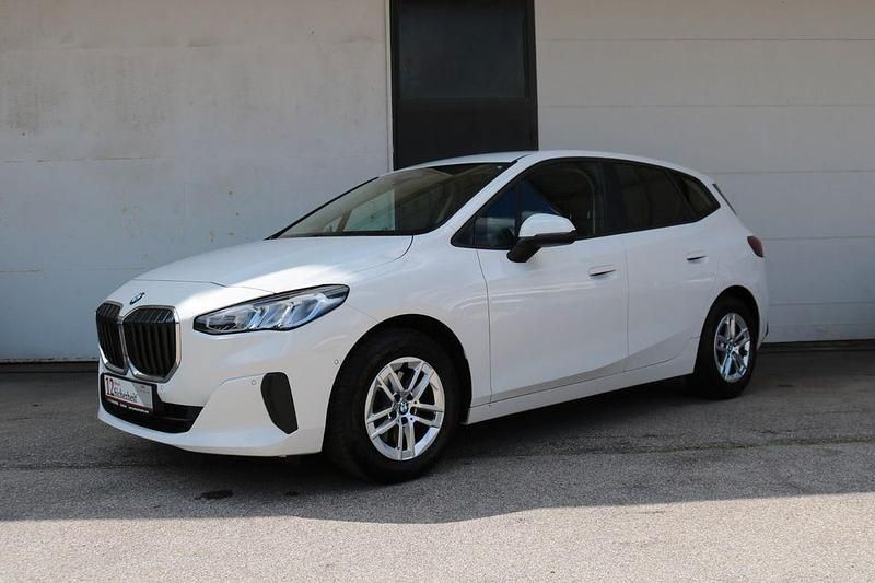 Weiß Gebraucht 2022 BMW 218 Kombi | 18.890 € (Guter Preis) - Bild 1/4