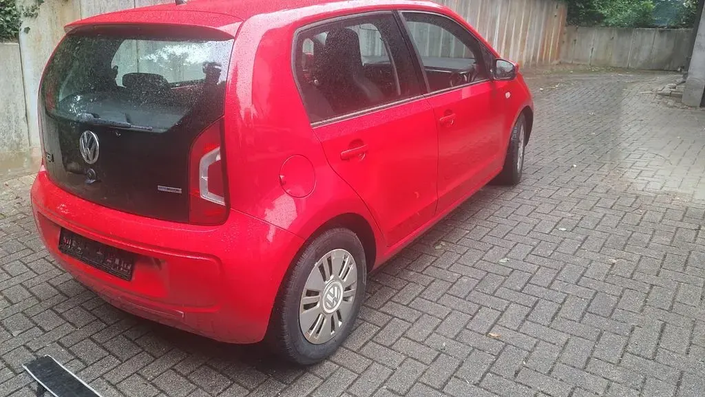 Gebraucht VW up! high up! 75 PS (55 kW) 2012 Rot Kleinwagen