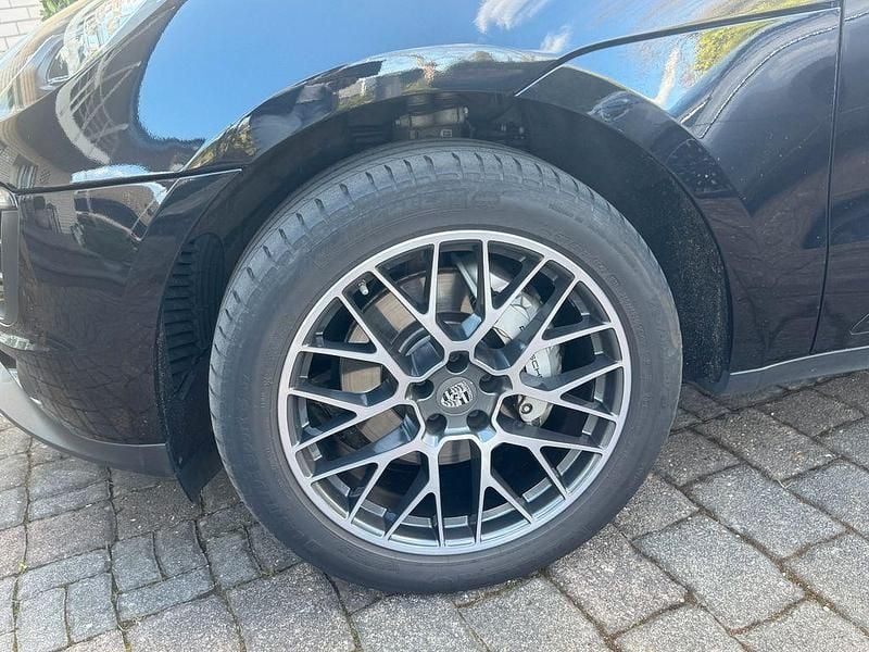 Gebraucht Porsche Macan S 340 PS (250 kW) 2017 Schwarz SUV