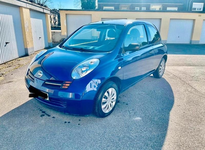 Blau Gebraucht 2002 Nissan Micra Kleinwagen | 1.550 € - Bild 1/4
