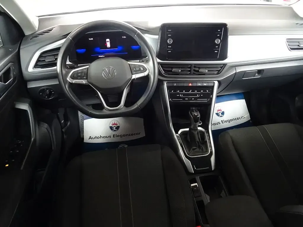 Gebraucht VW T-Roc 150 PS (110 kW) 2023 Ascotgrau SUV