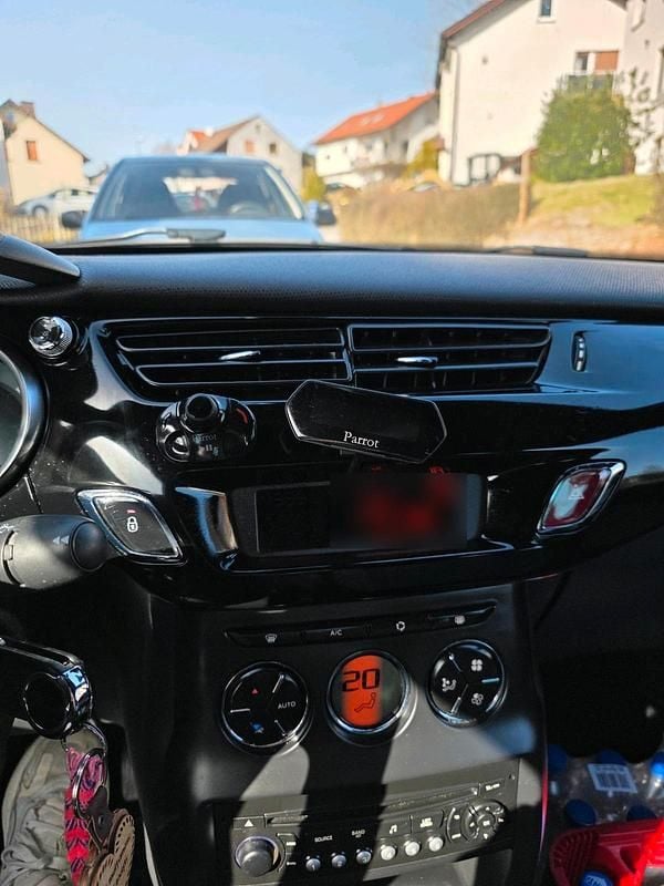 Second-hand Citroën DS3 Cabriolet 82 CP (60 kW) 2013 Negru Cabrio