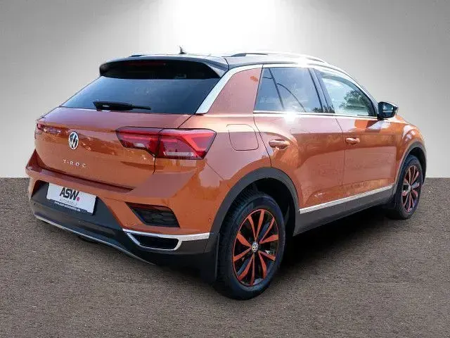 Gebraucht VW T-Roc Style 150 PS (110 kW) 2019 Energetic orange metallic SUV