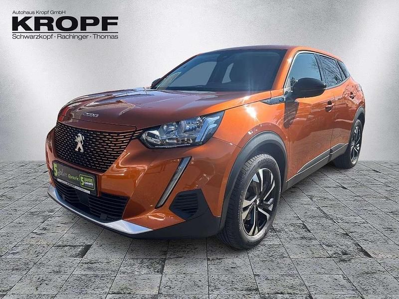 Gebraucht Peugeot e-2008 Active 100 kW (136 PS) 2022 Lackierung orange fusion/typ a SUV
