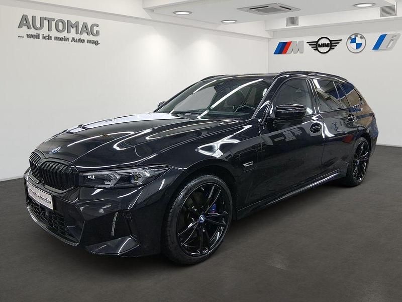 Gebraucht BMW 330e Performance 292 PS (214 kW) 2022 Schwarz Limousine