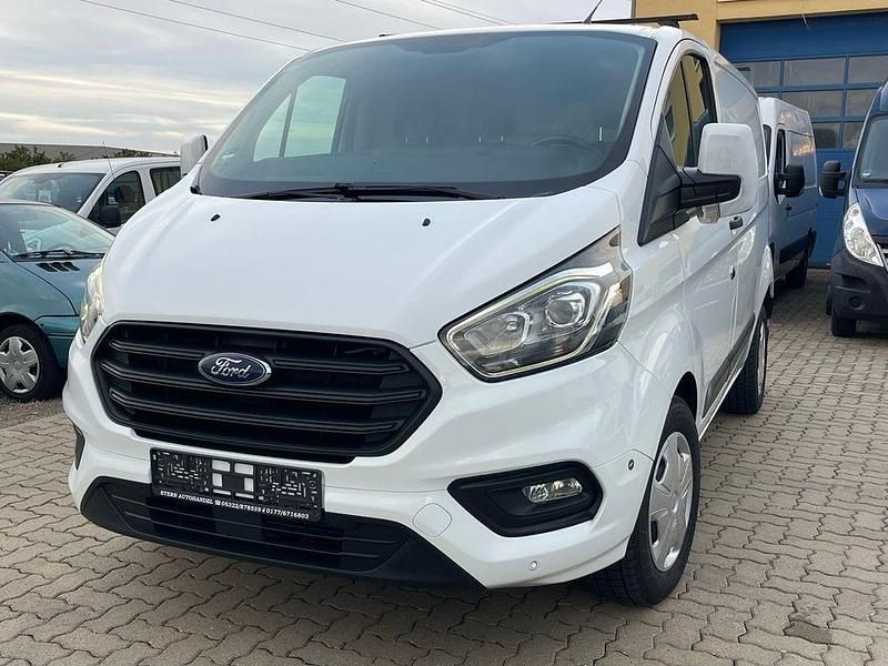 Gebraucht Ford Transit Custom Trend 131 PS (96 kW) 2019 Weiß Van / Kleinbus