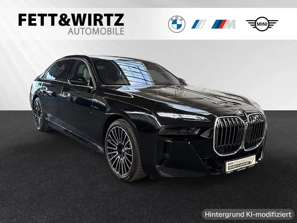 Gebraucht BMW 750e M Sport 489 PS (359 kW) 2025 Limousine