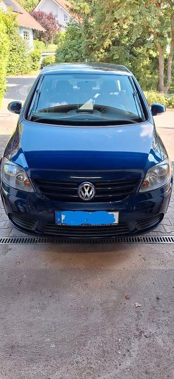 Blau Gebraucht 2006 VW Golf Plus Goal Van / Kleinbus | 2.490 € (Guter Preis) - Bild 1/4