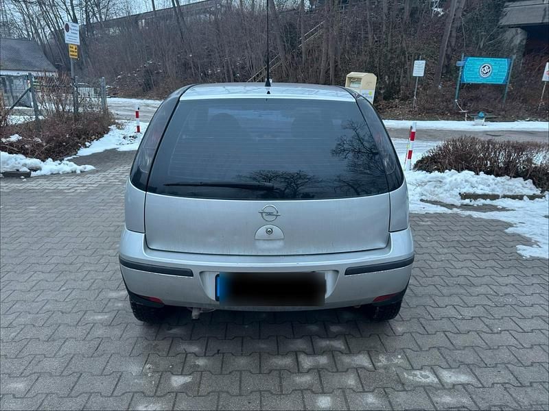 Gebraucht Opel Corsa 58 PS (42 kW) 2005 Silber Kleinwagen