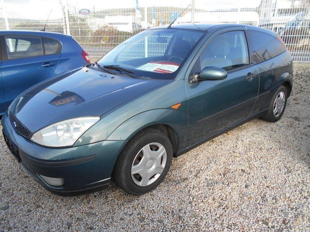 Gebraucht Ford Focus Ambiente 101 PS (74 kW) 2002 Grün metallic Limousine