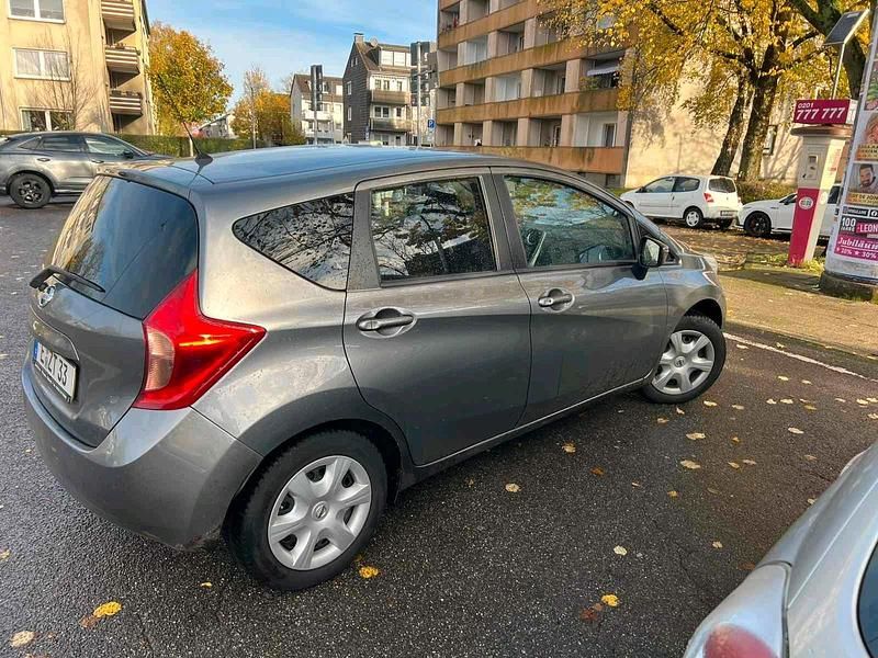 Grau Gebraucht 2015 Nissan Note Kleinwagen | 6.700 € (Fairer Preis) - Bild 1/4