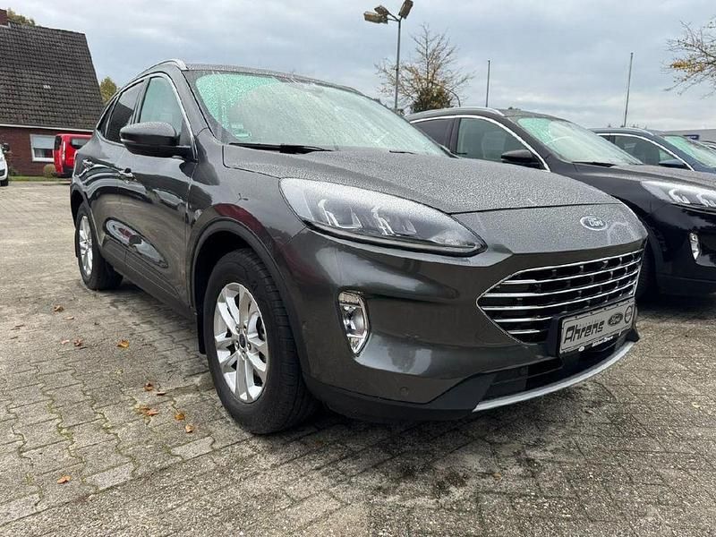 Gebraucht Ford Kuga Titanium 224 PS (164 kW) 2021 Grau SUV