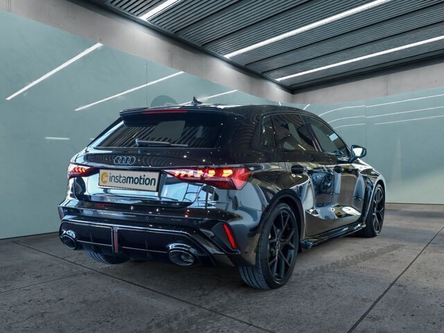 Gebraucht Audi RS3 Ambiente 400 PS (294 kW) 2025 Schwarz Limousine