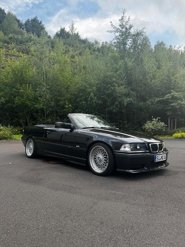 Schwarz Gebraucht 1997 BMW 328 Cabriolet Cabrio | 12.000 € (Fairer Preis) - Bild 1/4