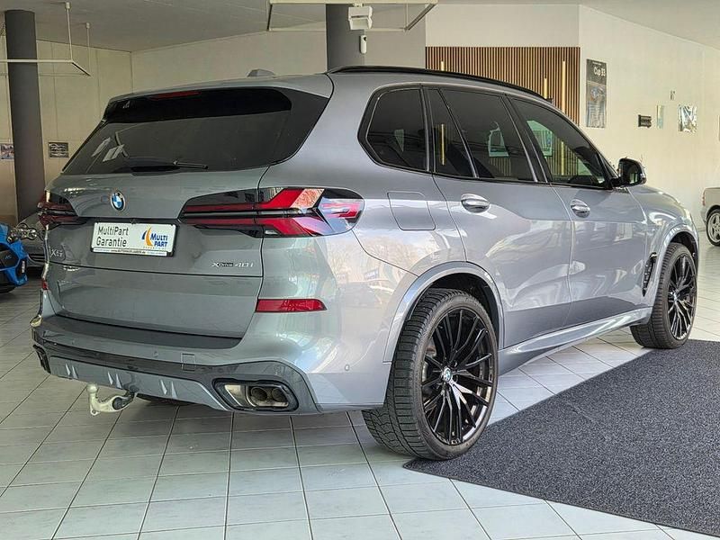 Gebraucht BMW X5 M Sport 381 PS (280 kW) 2023 Grau SUV
