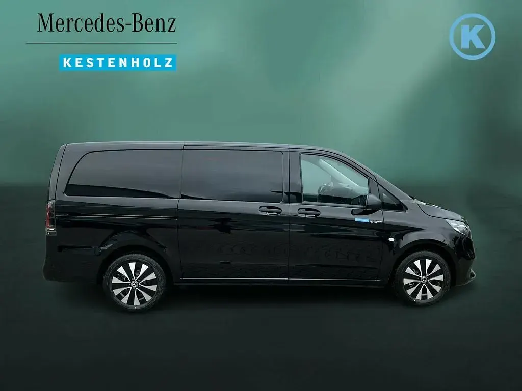 Gebraucht Mercedes Vito 163 PS (119 kW) 2026 Obsidianschwarz Van