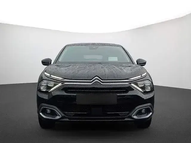 Gebraucht Citroën C4 Shine 131 PS (96 kW) 2023 Schwarz SUV