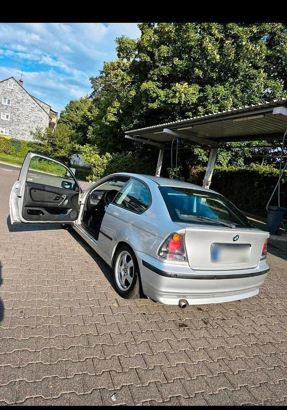 Usata BMW 316 2001 Argento Coupé