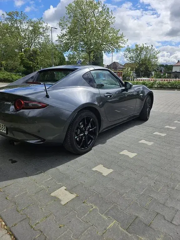 Używany Mazda MX5 Exclusive-Line 160 KM (117 kW) 2017 Szary Kabriolet