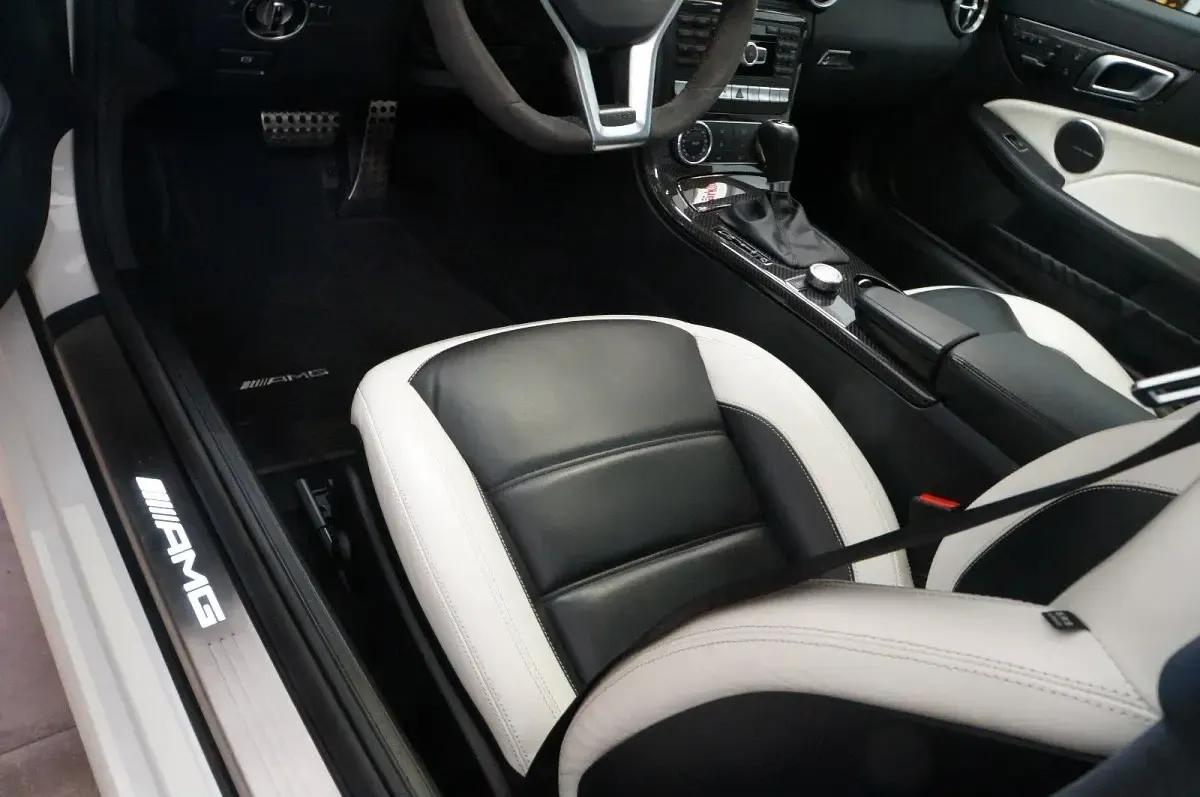 Gebraucht Mercedes SLK55 AMG AMG 421 PS (309 kW) 2015 Weiß Cabrio