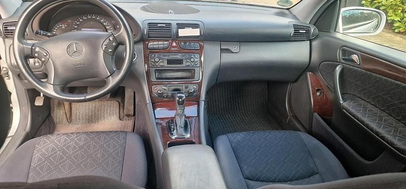 Gebraucht Mercedes C180 2000 Grau Limousine