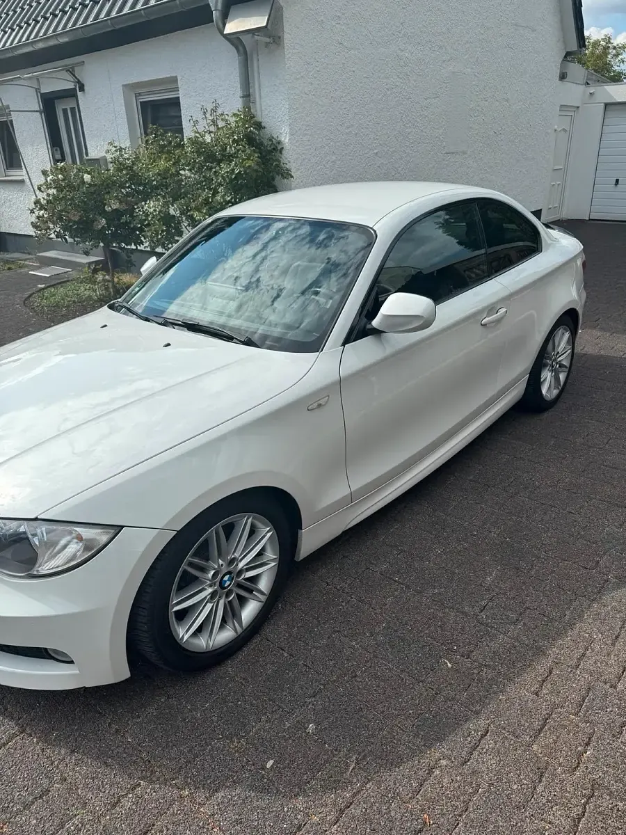 Gebraucht BMW 118 Coupé M Sport 143 PS (105 kW) 2010 Weiß Coupé