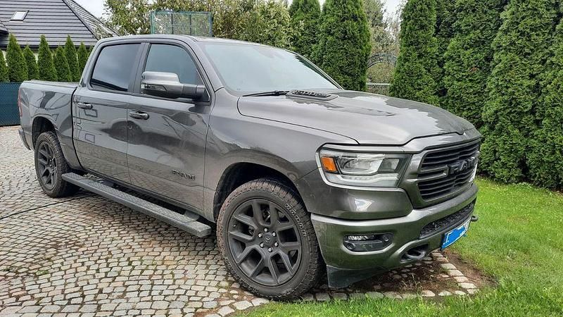 Grau Gebraucht 2023 Dodge Ram Abholung | 52.999 € (Superpreis) - Bild 1/4